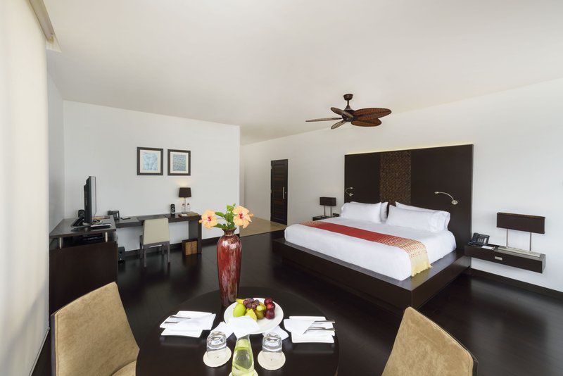Pikaia Lodge Santa Cruz Island Dış mekan fotoğraf