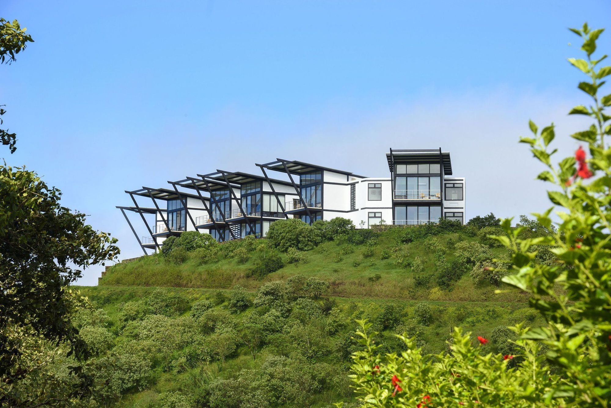 Pikaia Lodge Santa Cruz Island Dış mekan fotoğraf