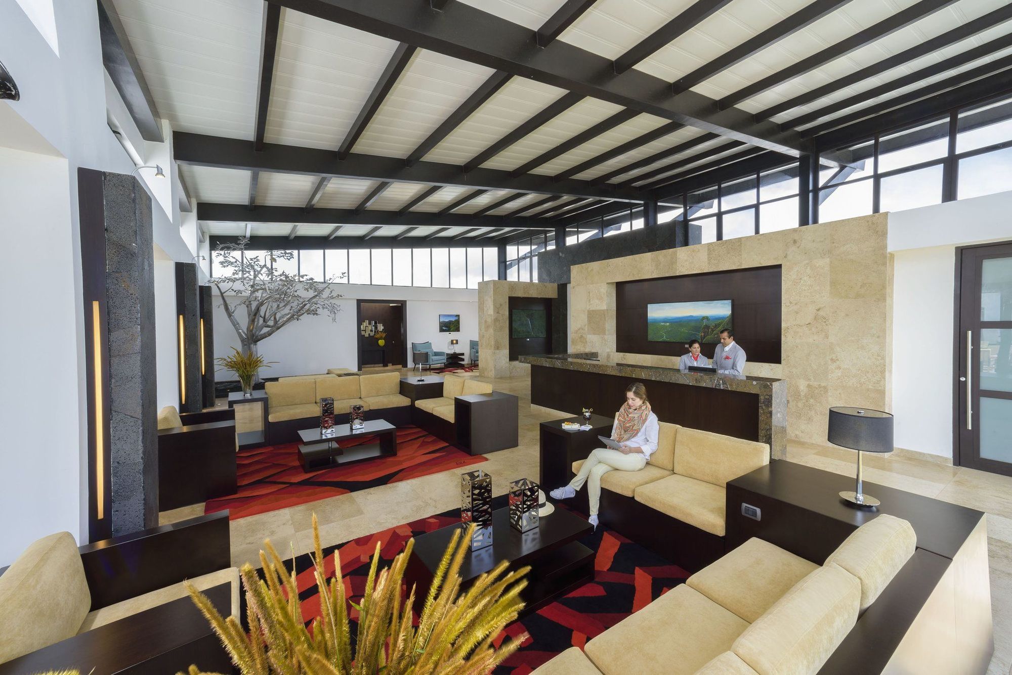Pikaia Lodge Santa Cruz Island Dış mekan fotoğraf
