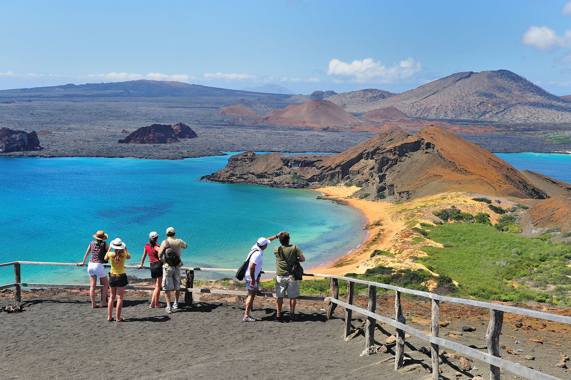 Pikaia Lodge Santa Cruz Island Dış mekan fotoğraf