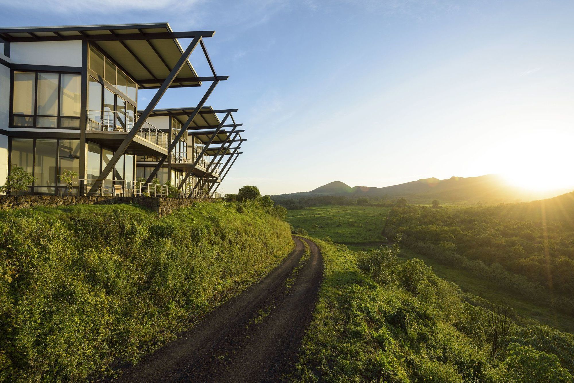 Pikaia Lodge Santa Cruz Island Dış mekan fotoğraf